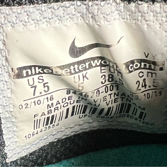 Womens NIKE FS Lite Run 3 Premium Running Shoes / Size 7.5 - Picture 8 of 9